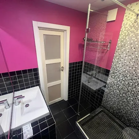 2-room Luxury In The Center *
