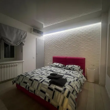 2-room Luxury In The Center Апартаменты *