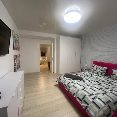 2-room Luxury In The Center *